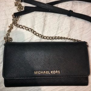 Michael Kors Crossbody Chain Wallet